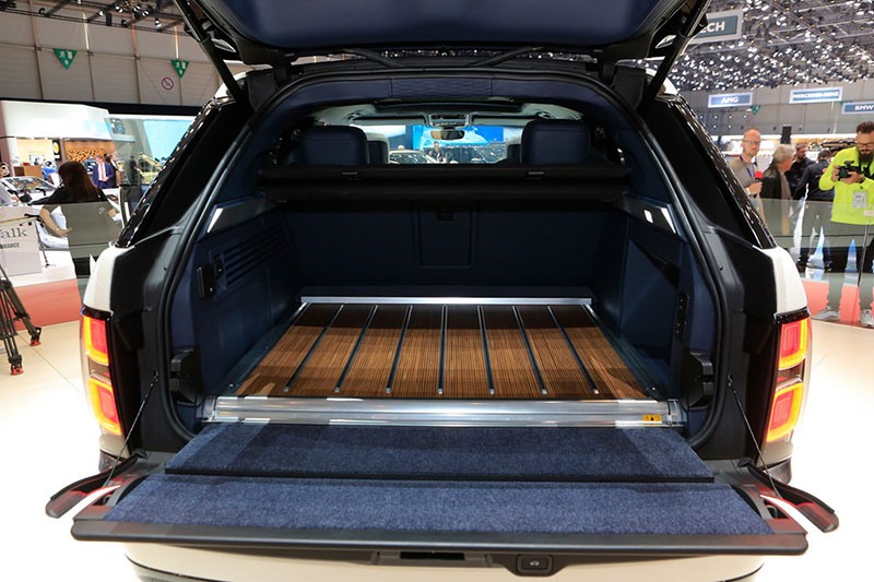 Range Rover SV Coupe - SUV 2 cửa giá ngang Rolls-Royce